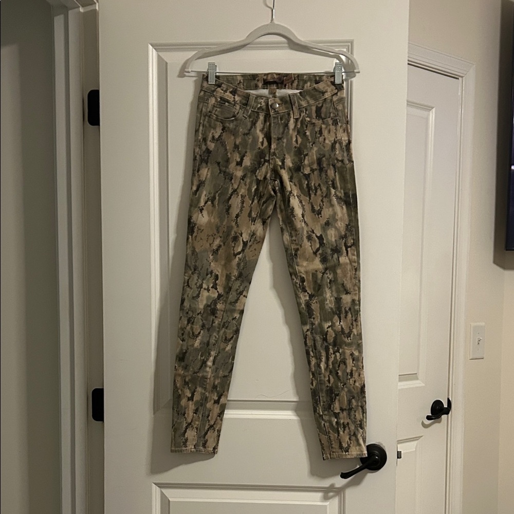 PAIGE Green Camouflage Pants